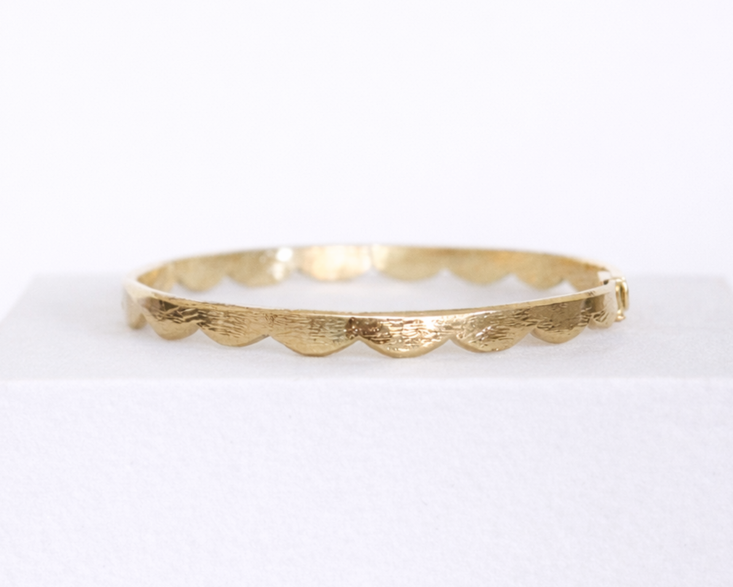 Scallop Bangle Mary Frances Maker