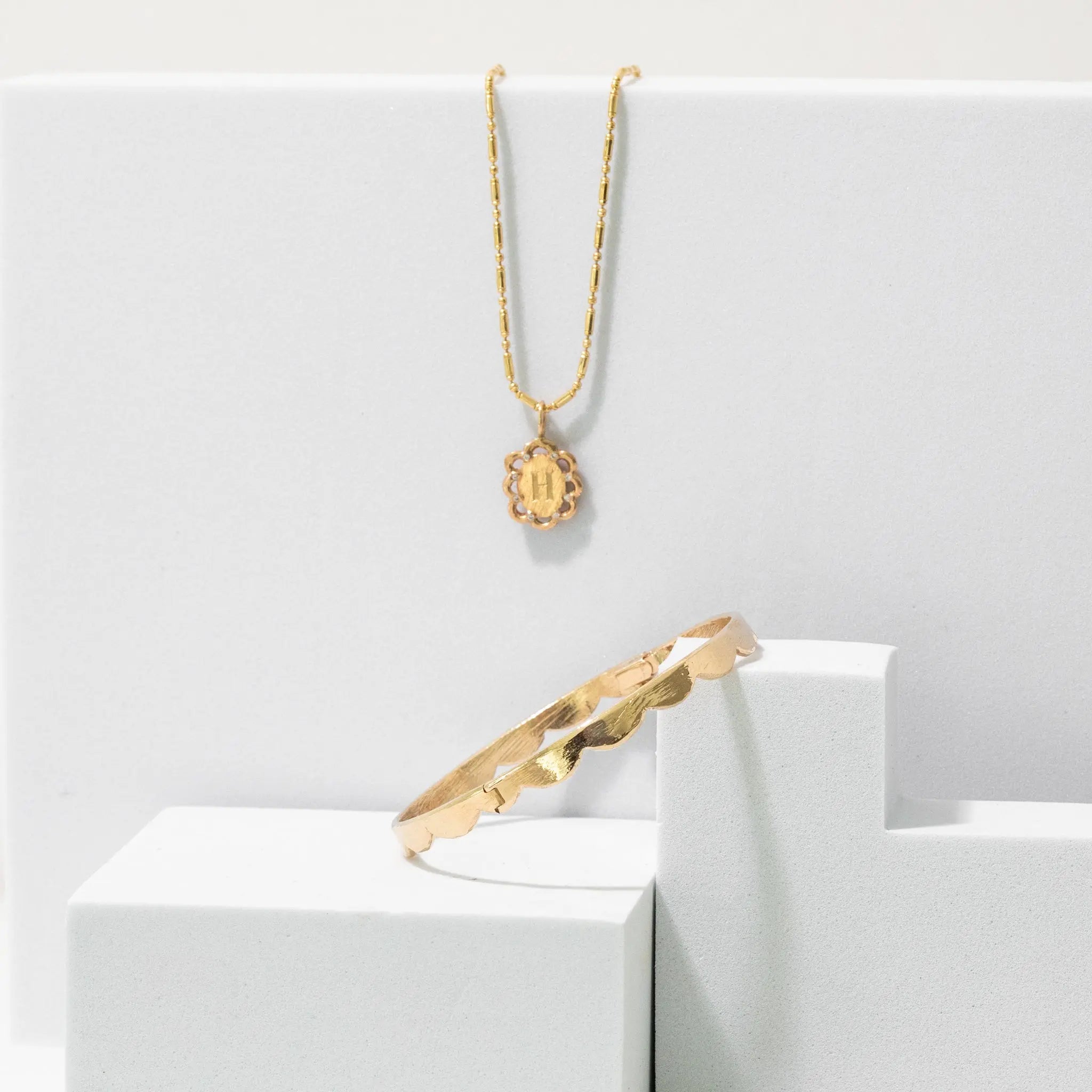 Scallop Bangle Mary Frances Maker